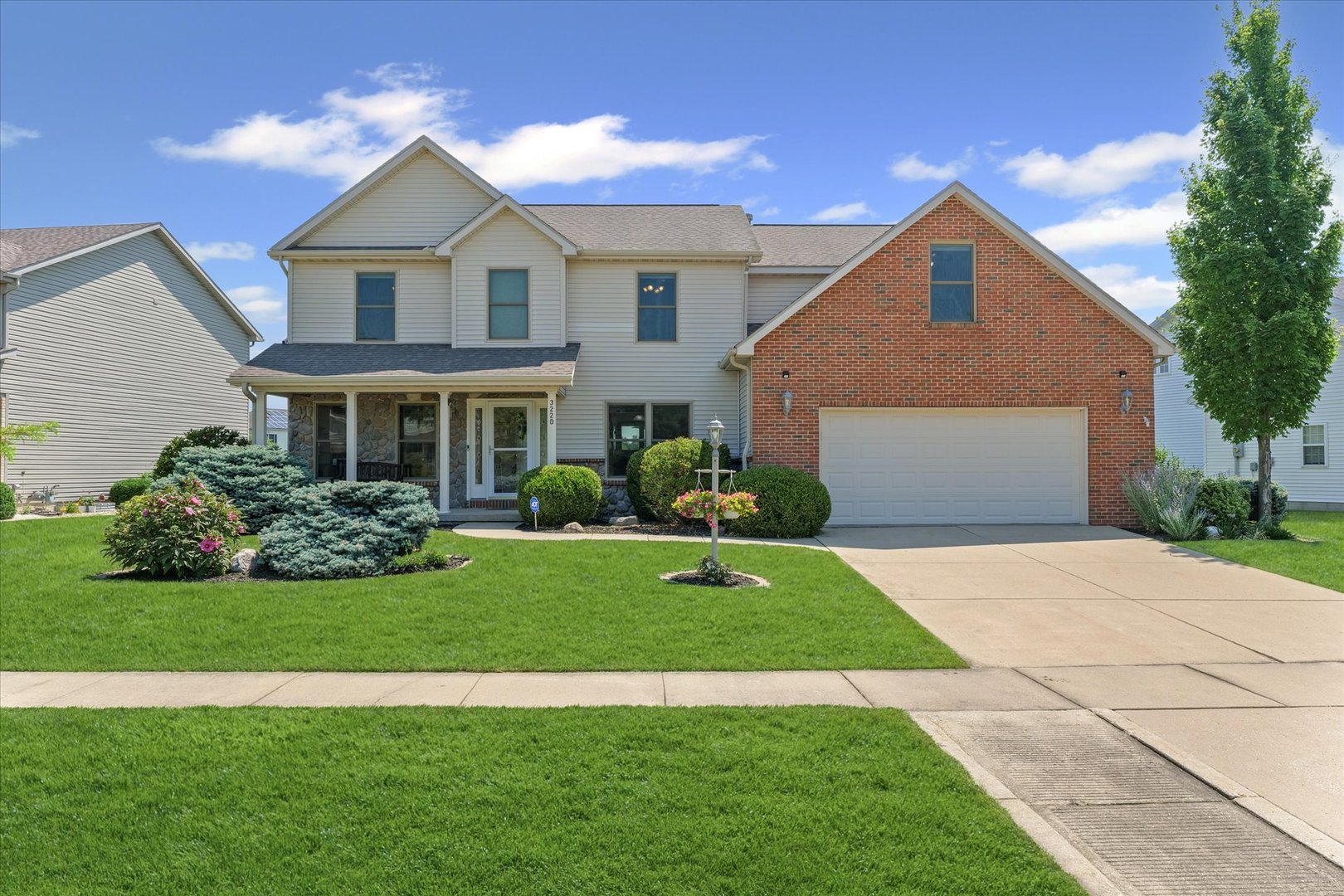 3220 Weeping Cherry Drive Property Photo 1