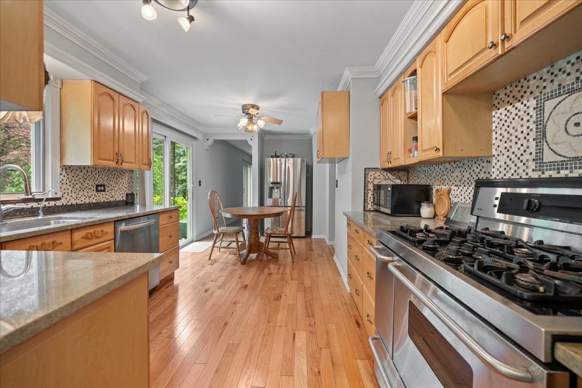 1n730 Macqueen Drive Property Photo 12