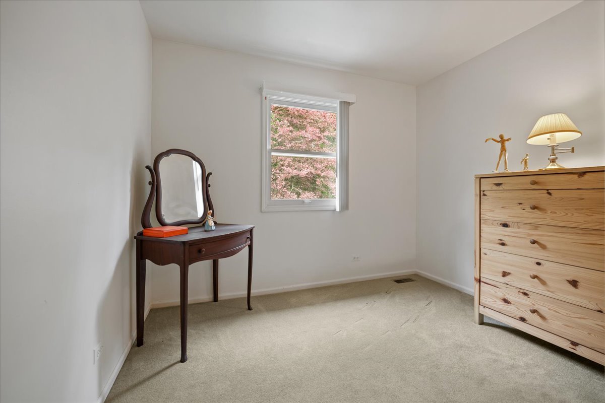 1n730 Macqueen Drive Property Photo 23