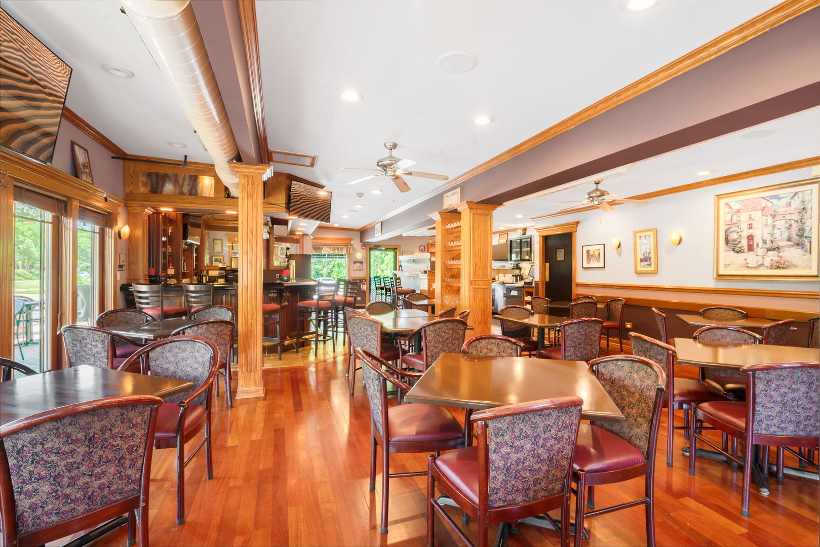 8116 Archer Avenue Property Photo 8