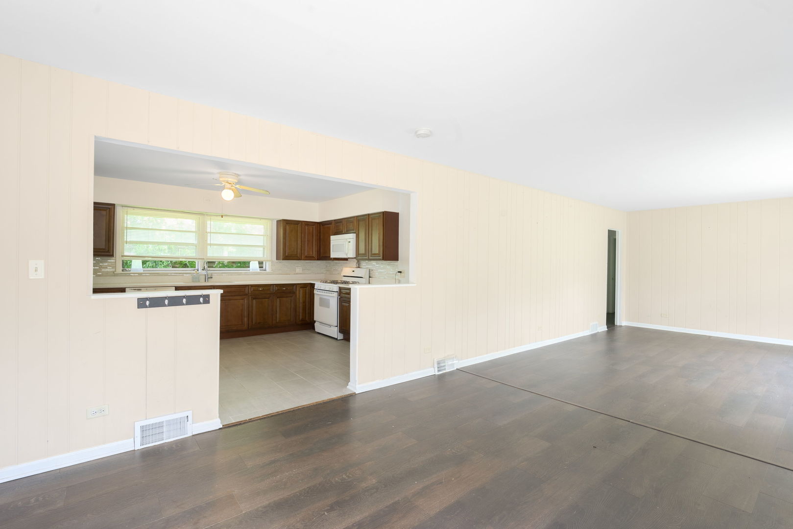 8116 Archer Avenue Property Photo 25