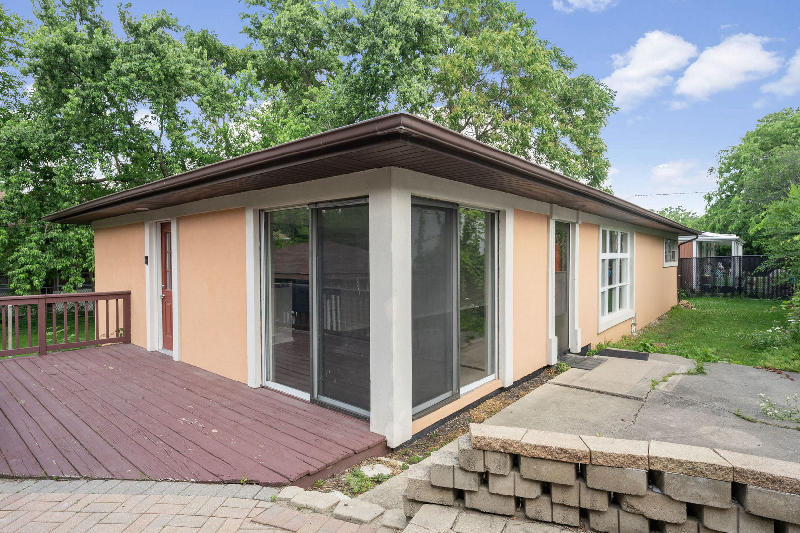 8116 Archer Avenue Property Photo 28