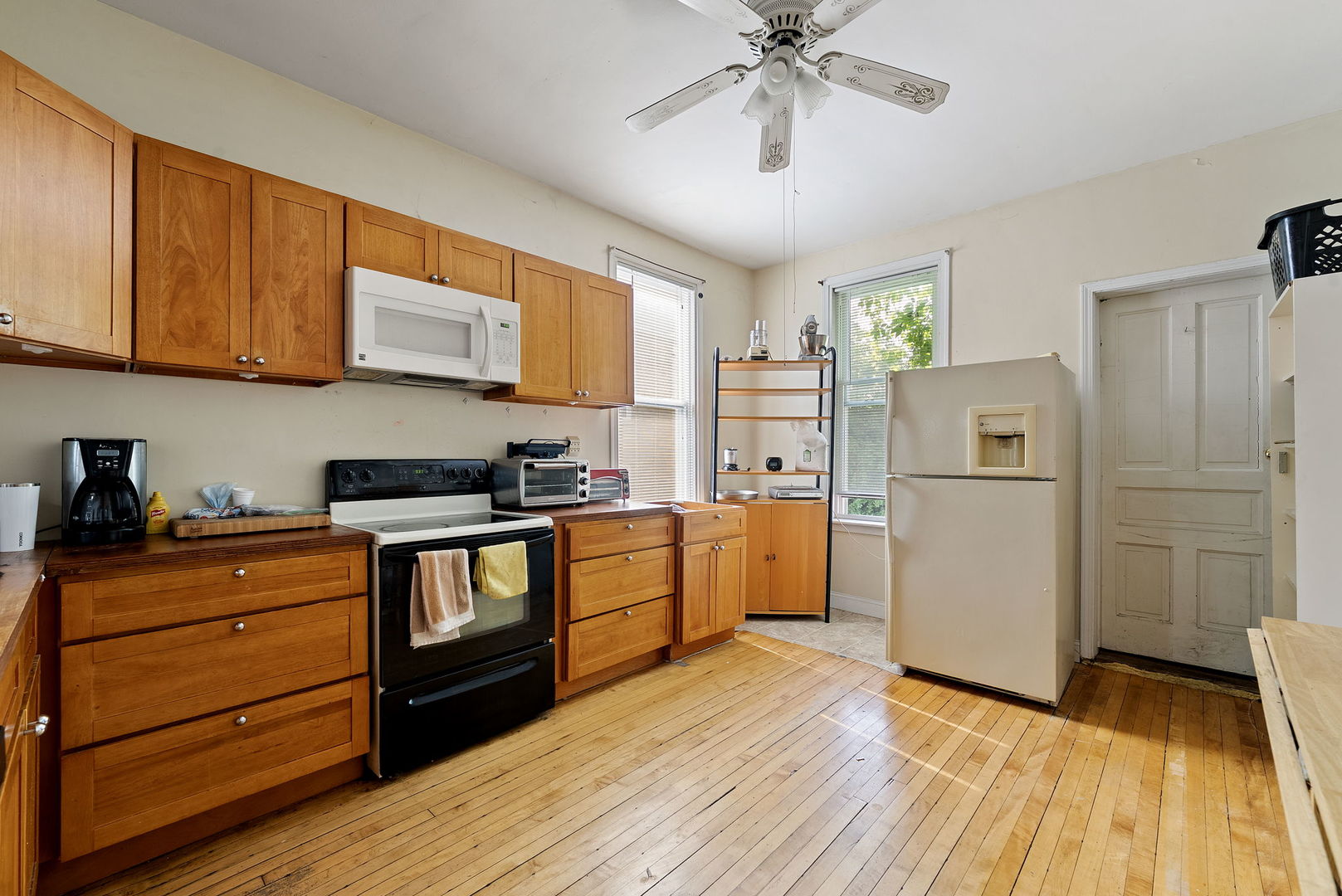 2421 W 21st Place Property Photo 8