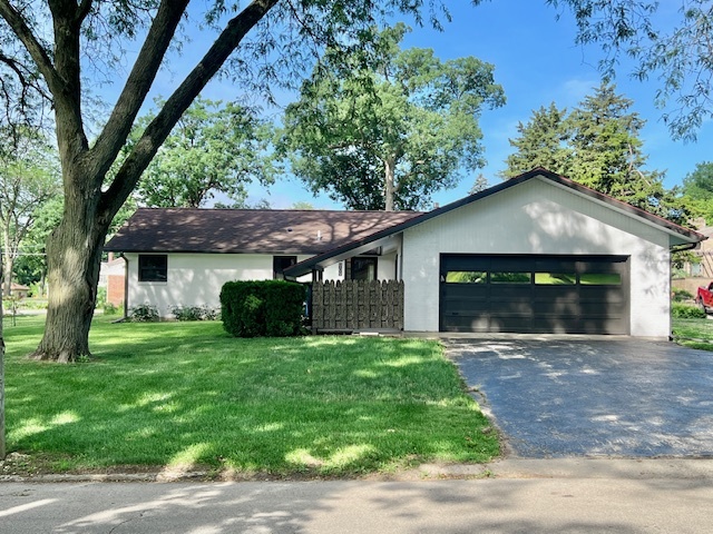 909 N Brinton Avenue Property Photo 1