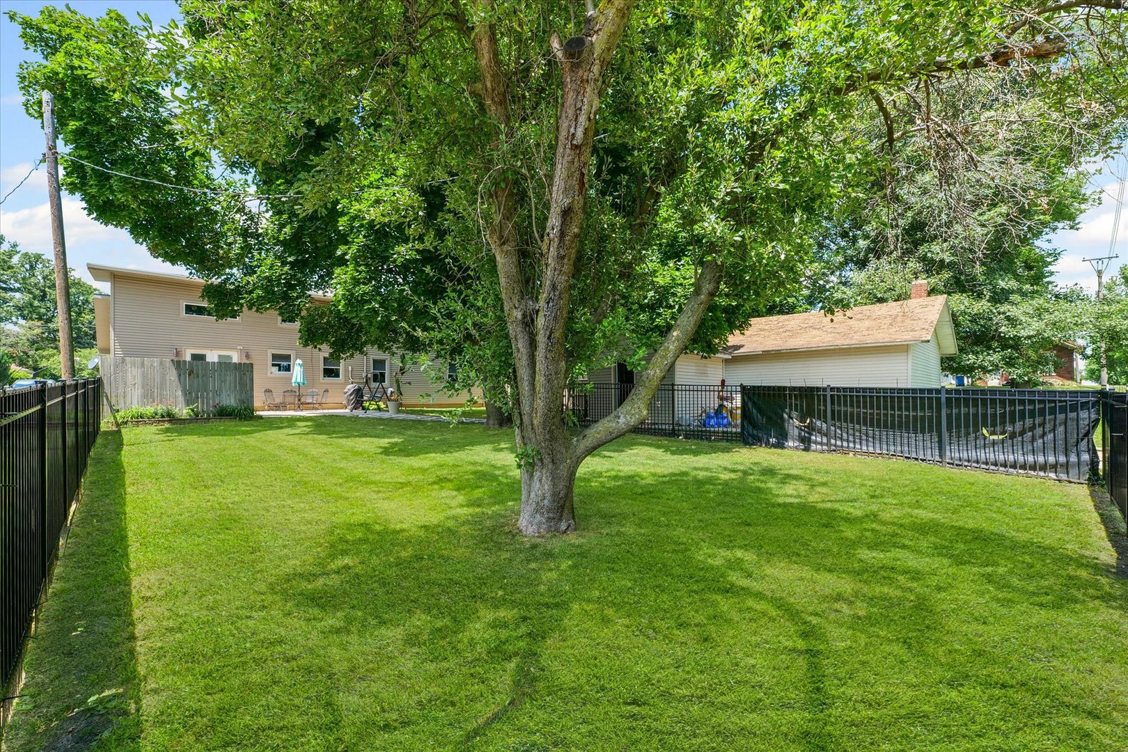 501 N Center Street Property Photo 35