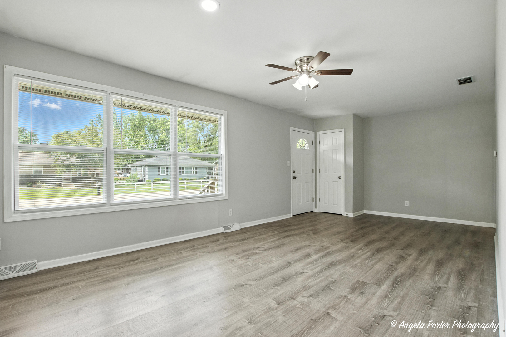 4420 Clearview Drive Property Photo 6