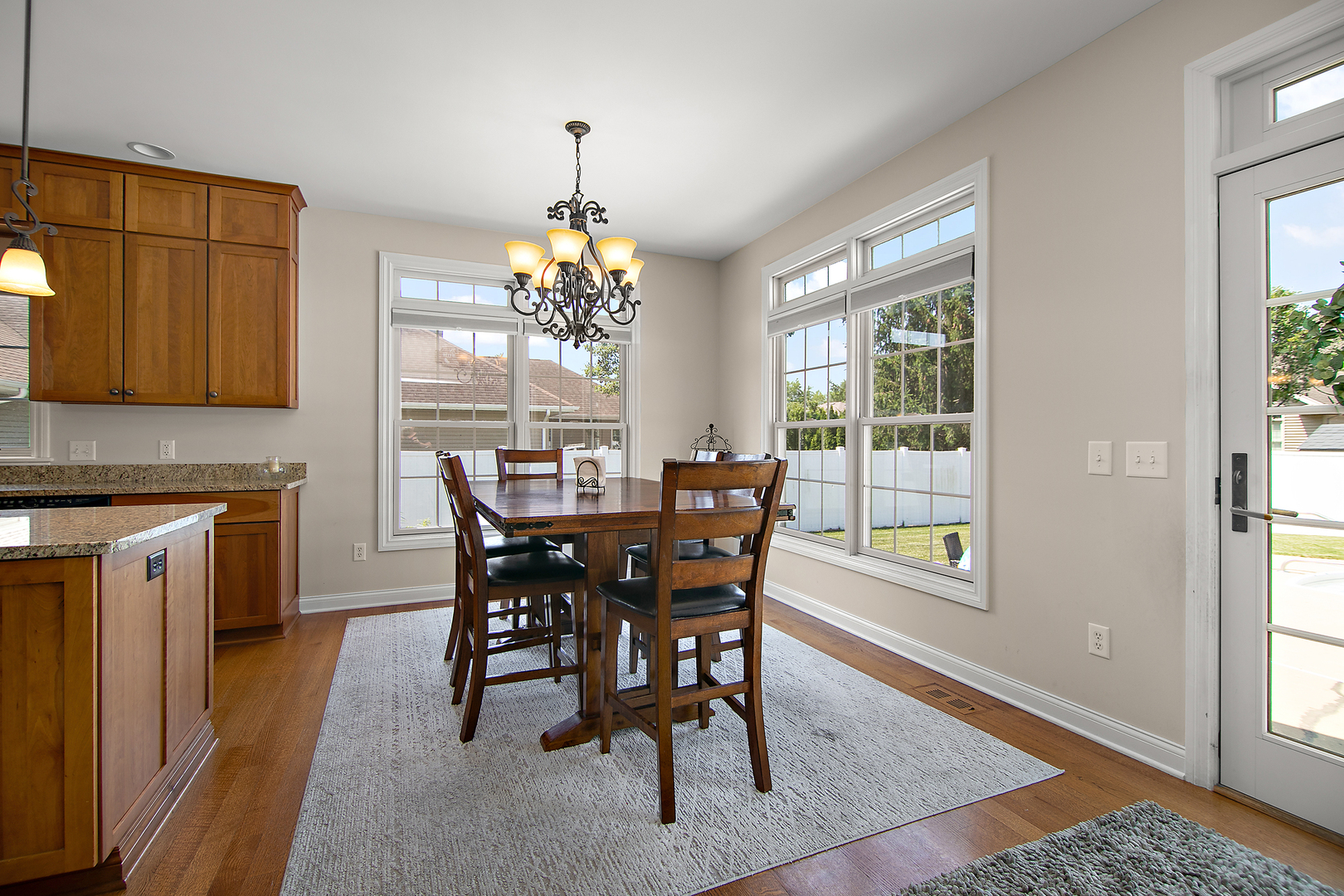 549 Beach Avenue Property Photo 8