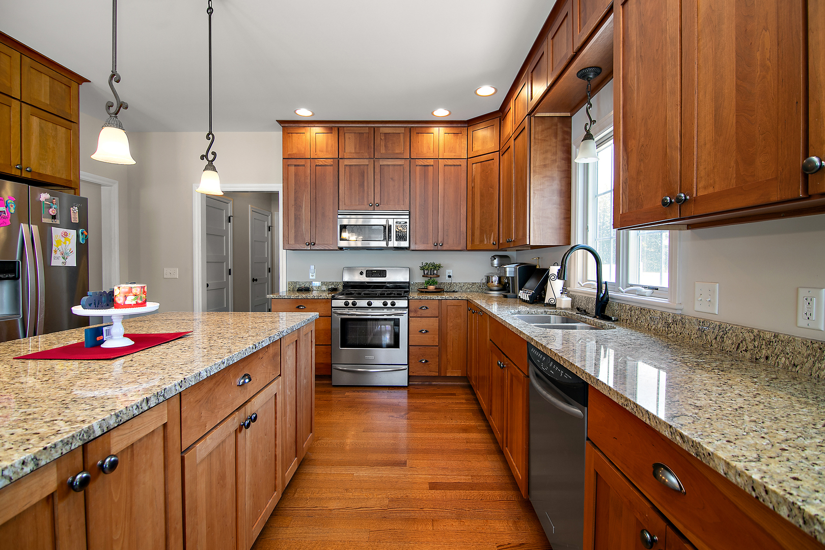 549 Beach Avenue Property Photo 10
