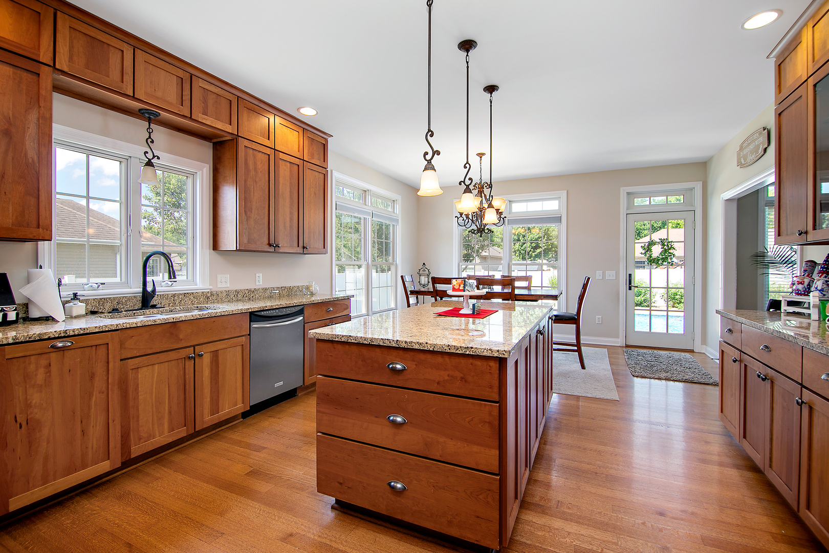 549 Beach Avenue Property Photo 11