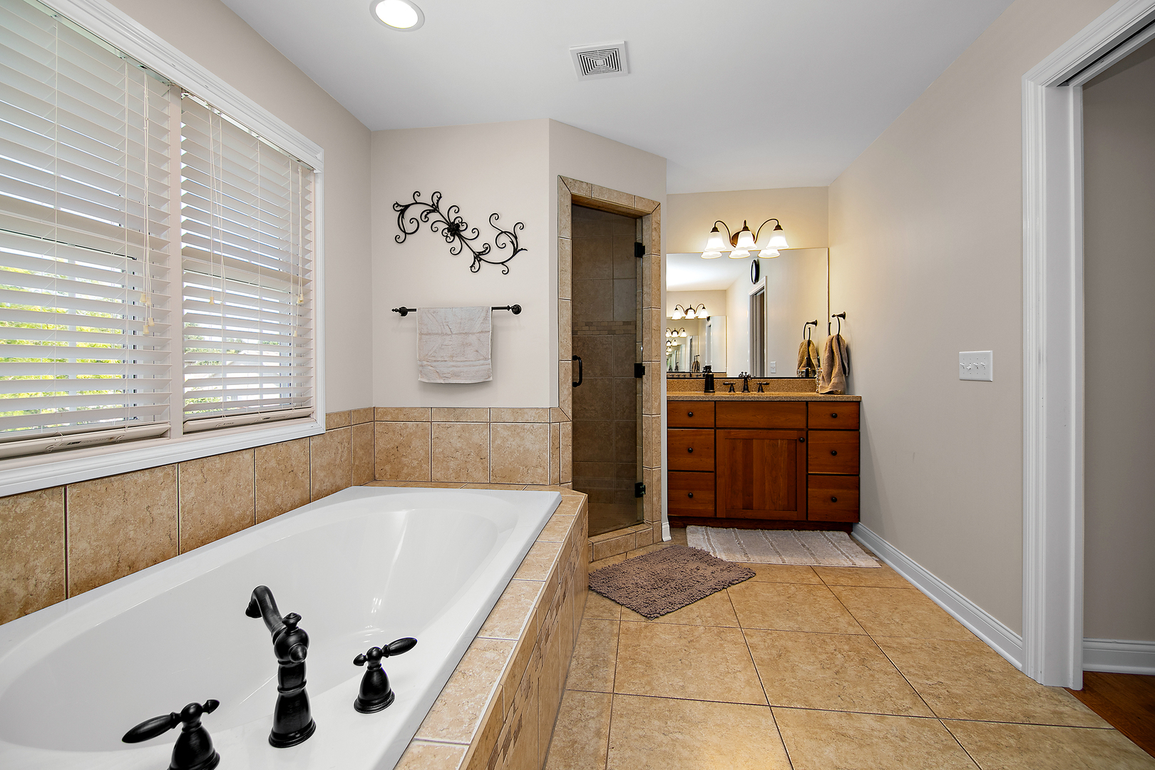 549 Beach Avenue Property Photo 15