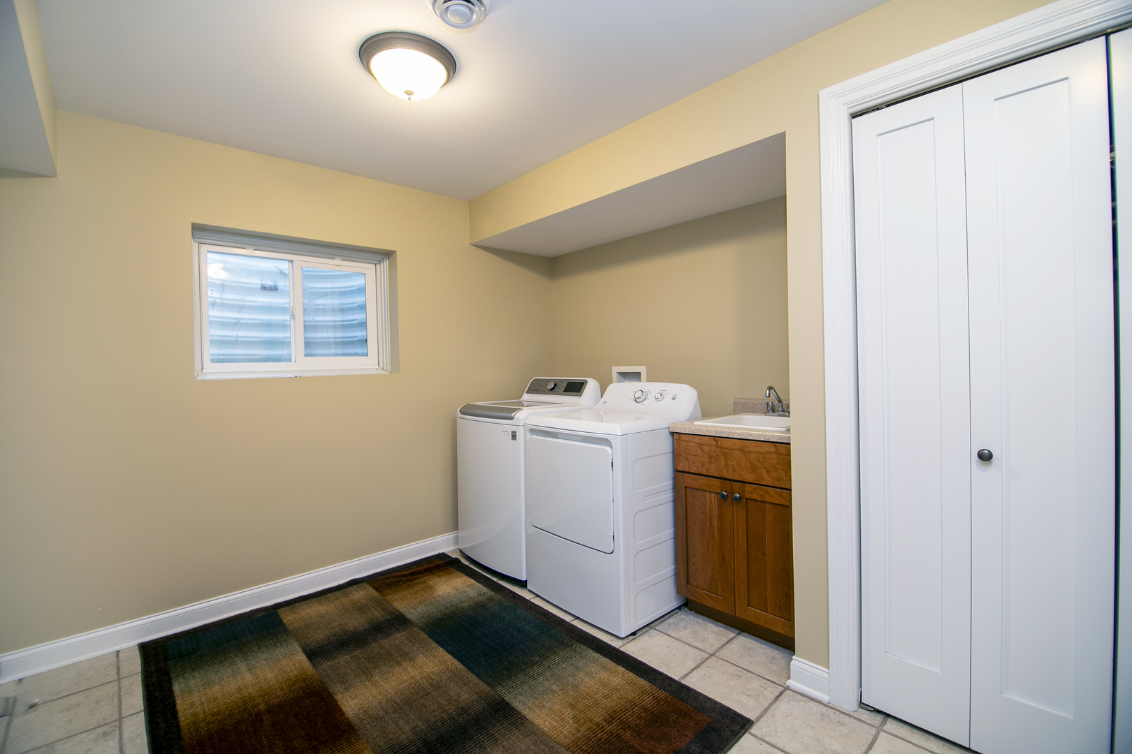549 Beach Avenue Property Photo 21