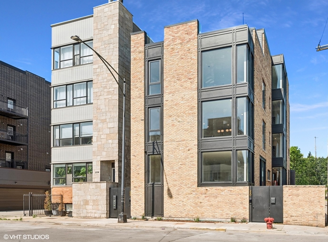 222 S Oakley Boulevard 2 Property Image