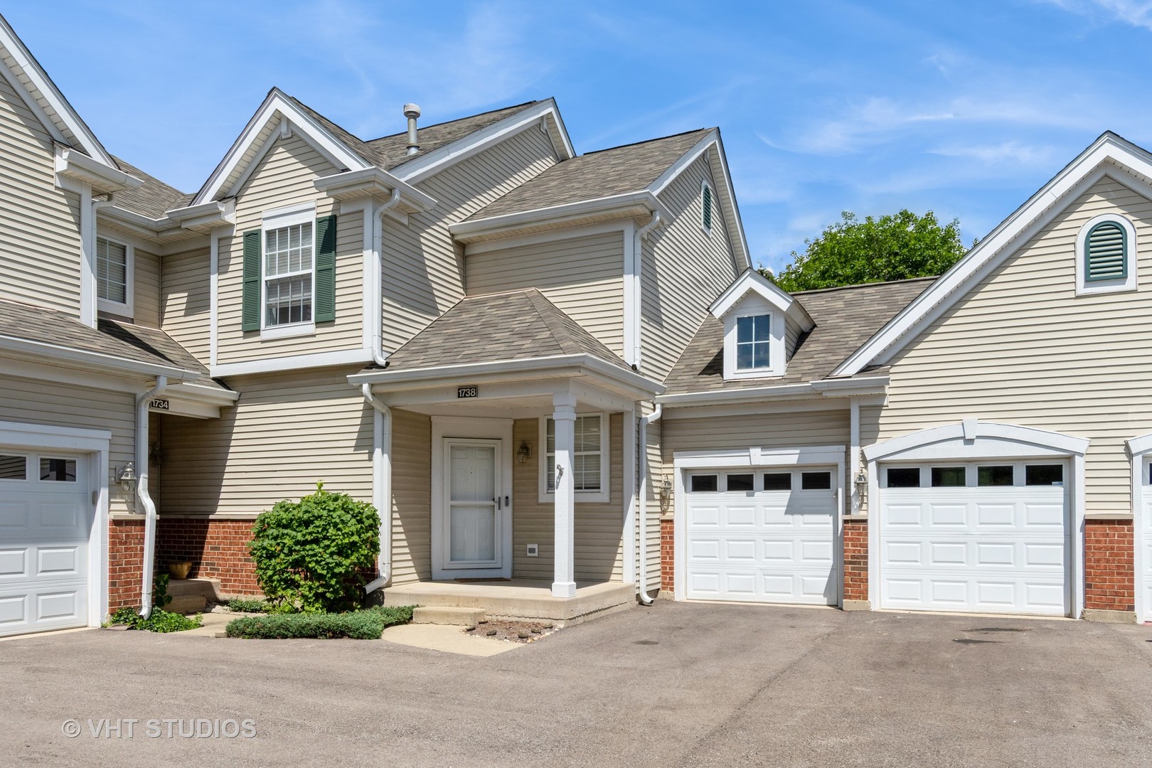 1738 Landreth Court Property Photo 1