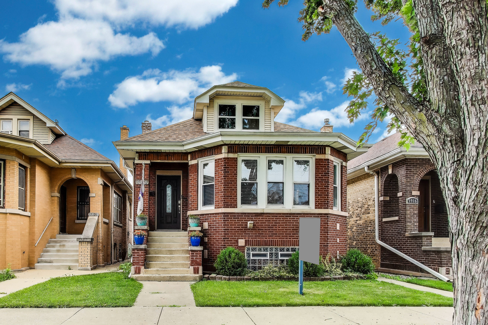 5918 W Eddy Street Property Photo 1