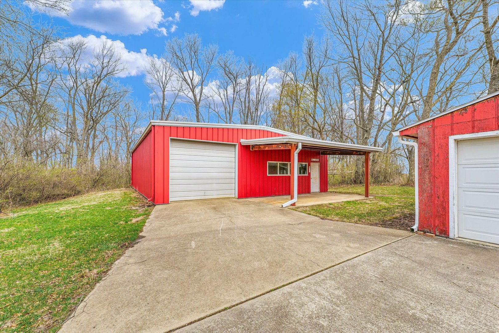 13809 Pine Road Property Photo 7
