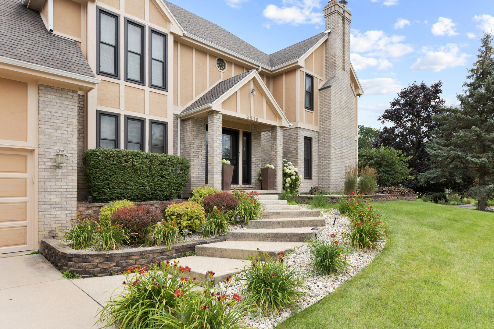 3210 BOERDERIJ Way