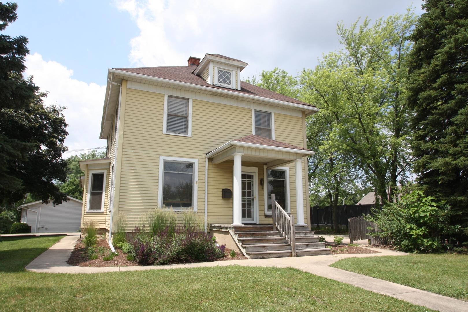 610 S 3rd Street Property Photo 10