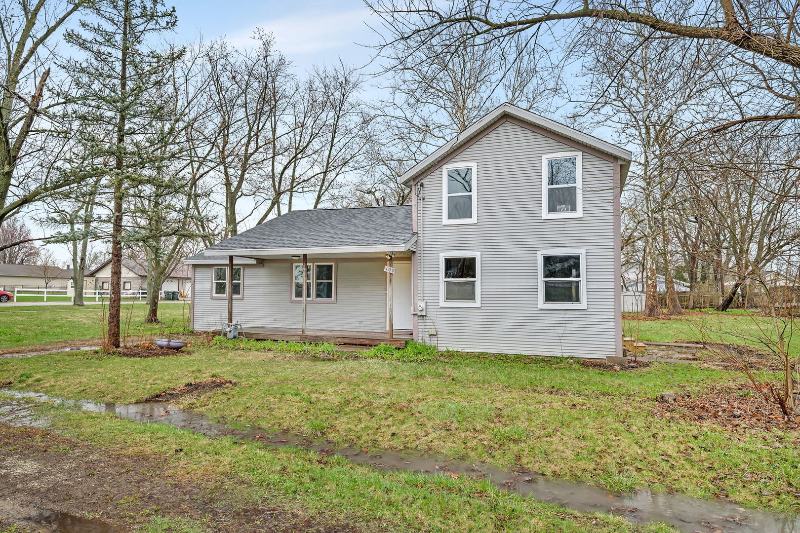 109 N Van Horn Street Property Photo 1