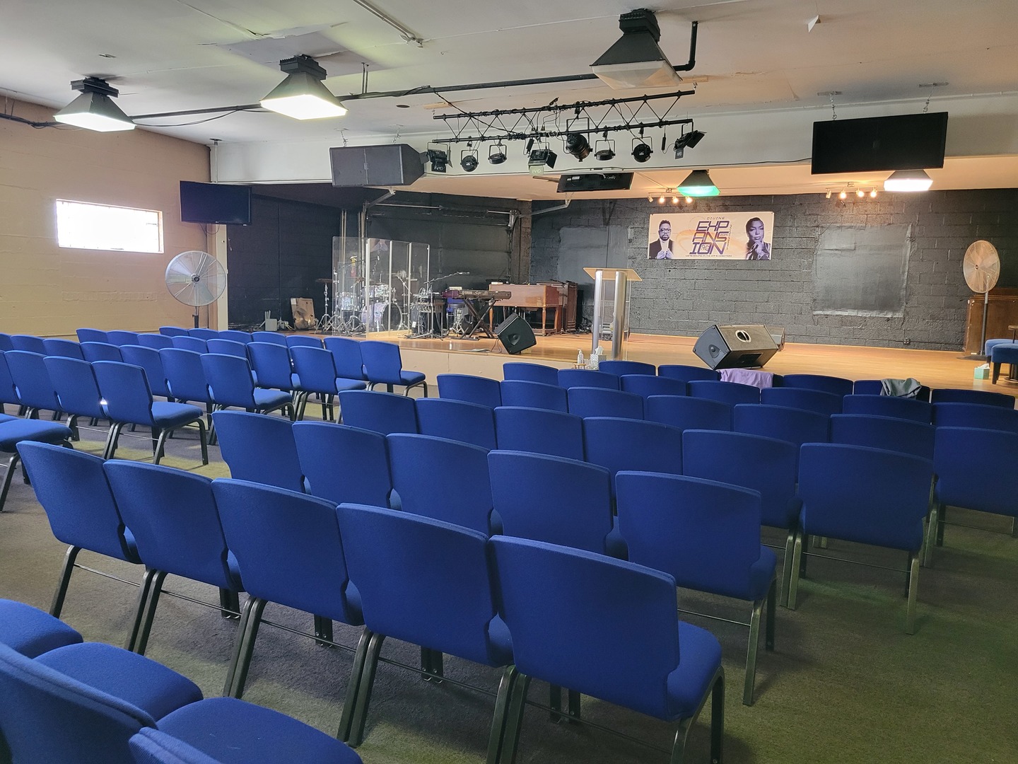 1413 E End Avenue Property Photo 6