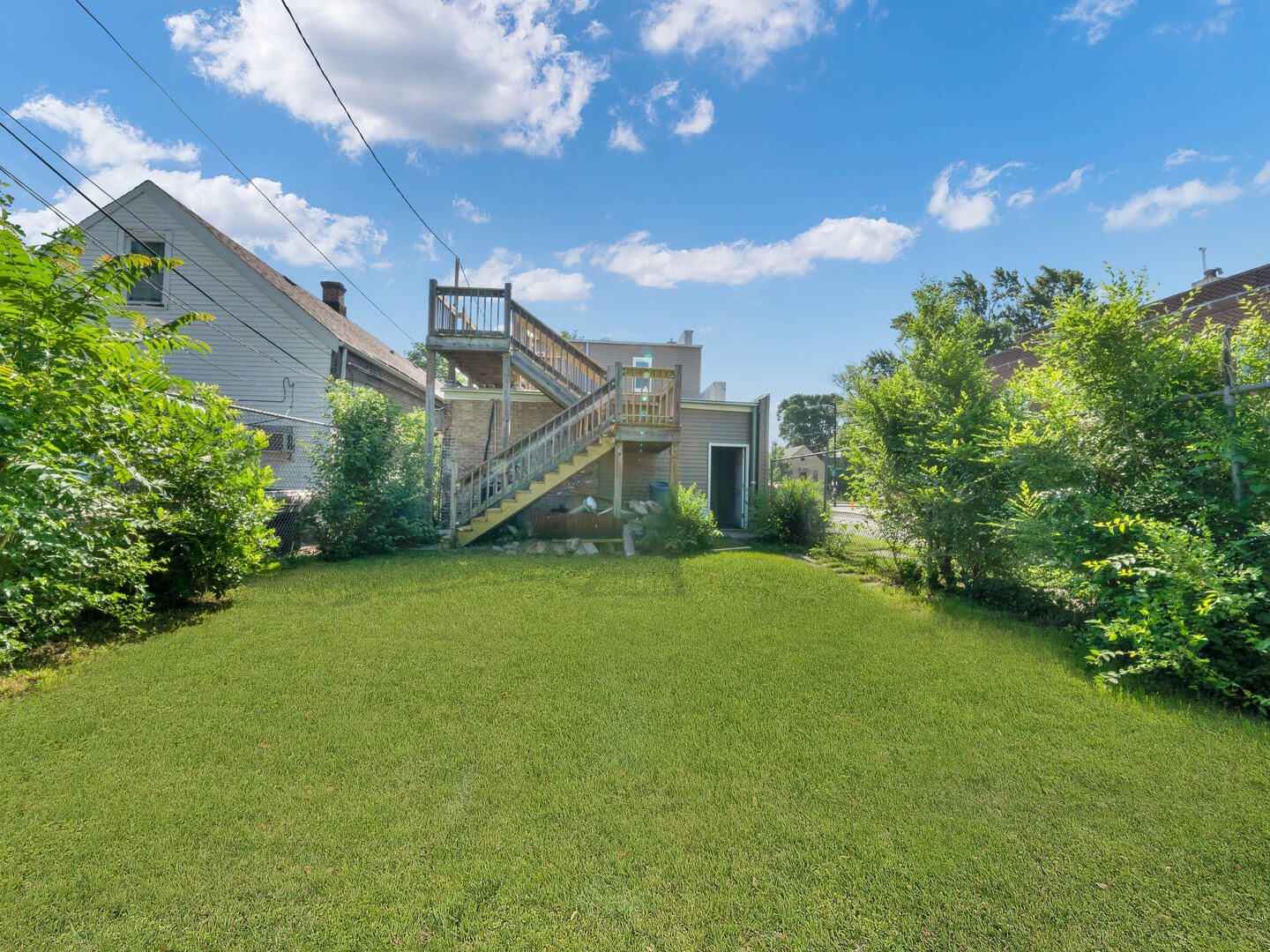 5242 S Damen Avenue Property Photo 19