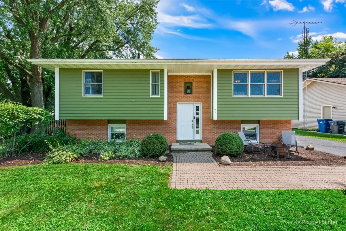 26 W Pine Avenue Property Photo 1