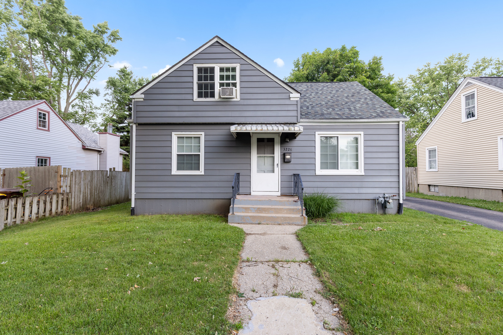 3226 Carolina Avenue Property Photo 1