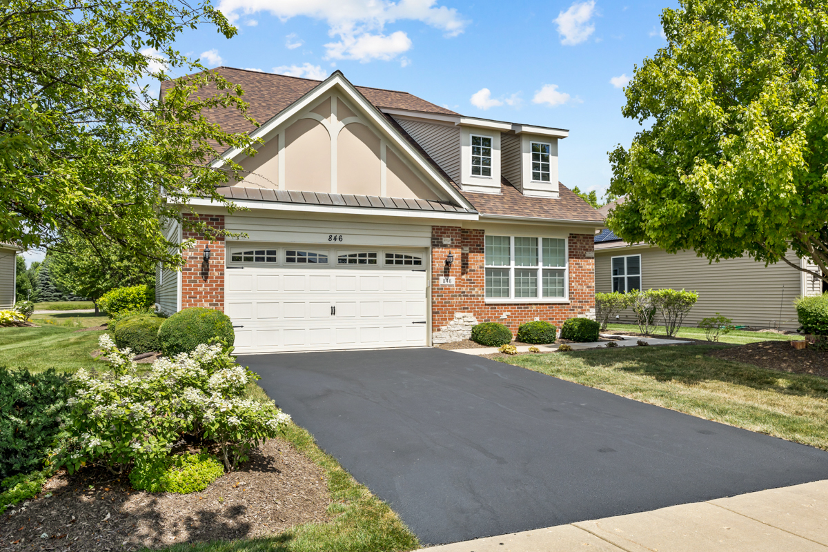 846 Colchester Drive Property Photo 1