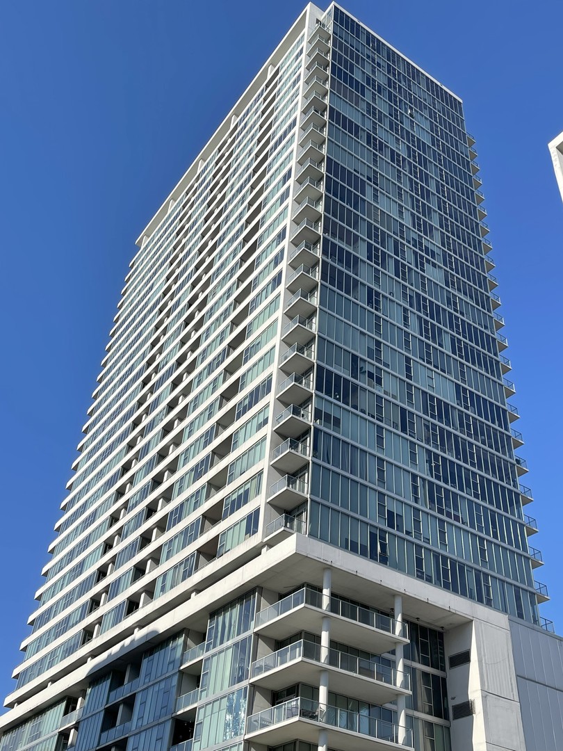 1720 S Michigan Avenue 2609 Property Photo 1