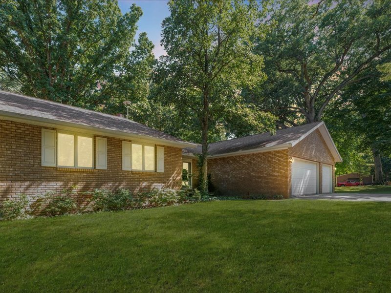1463 Timber Lane