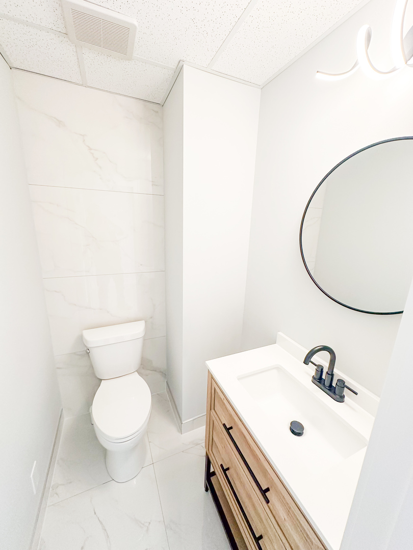 6657 W 111th Street Property Photo 4
