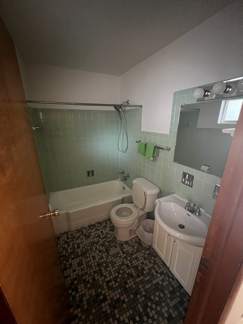 4746-48 N Milwaukee Avenue Property Photo 11