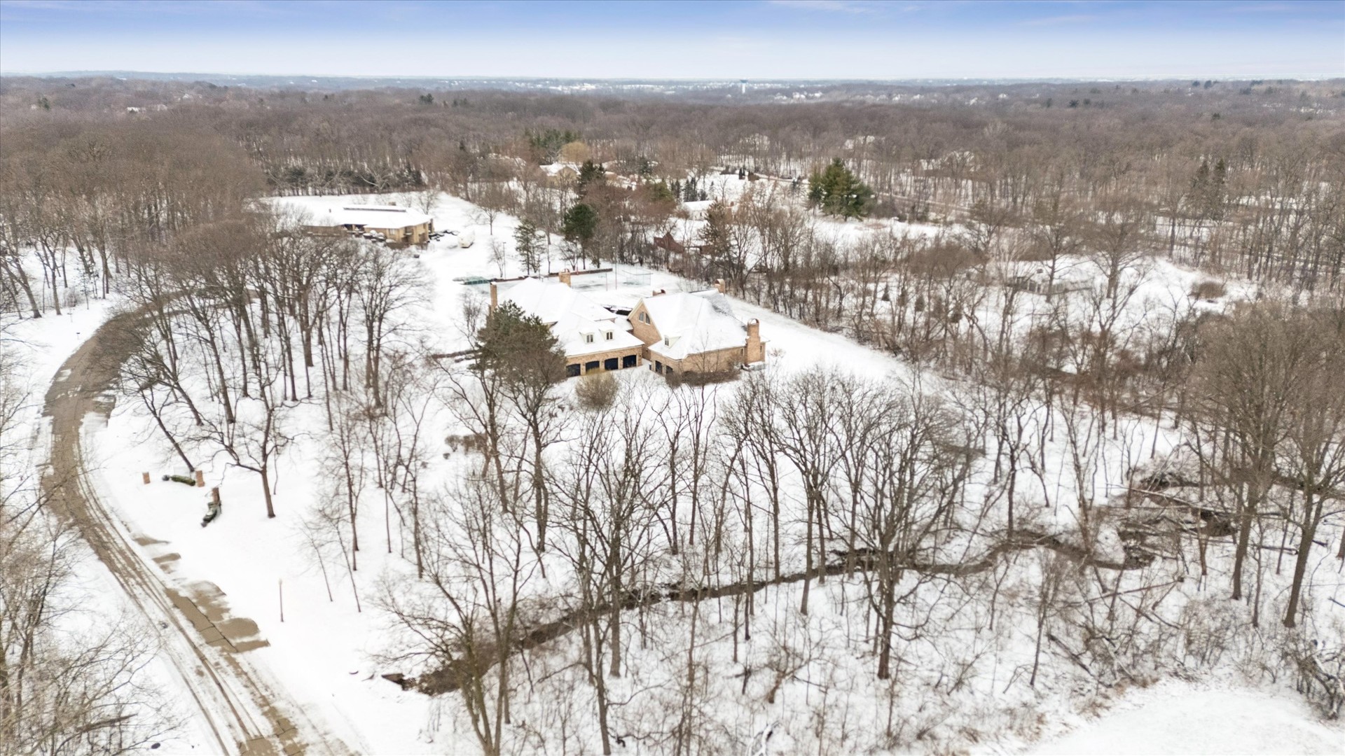 9 Squire Lane Property Photo 35