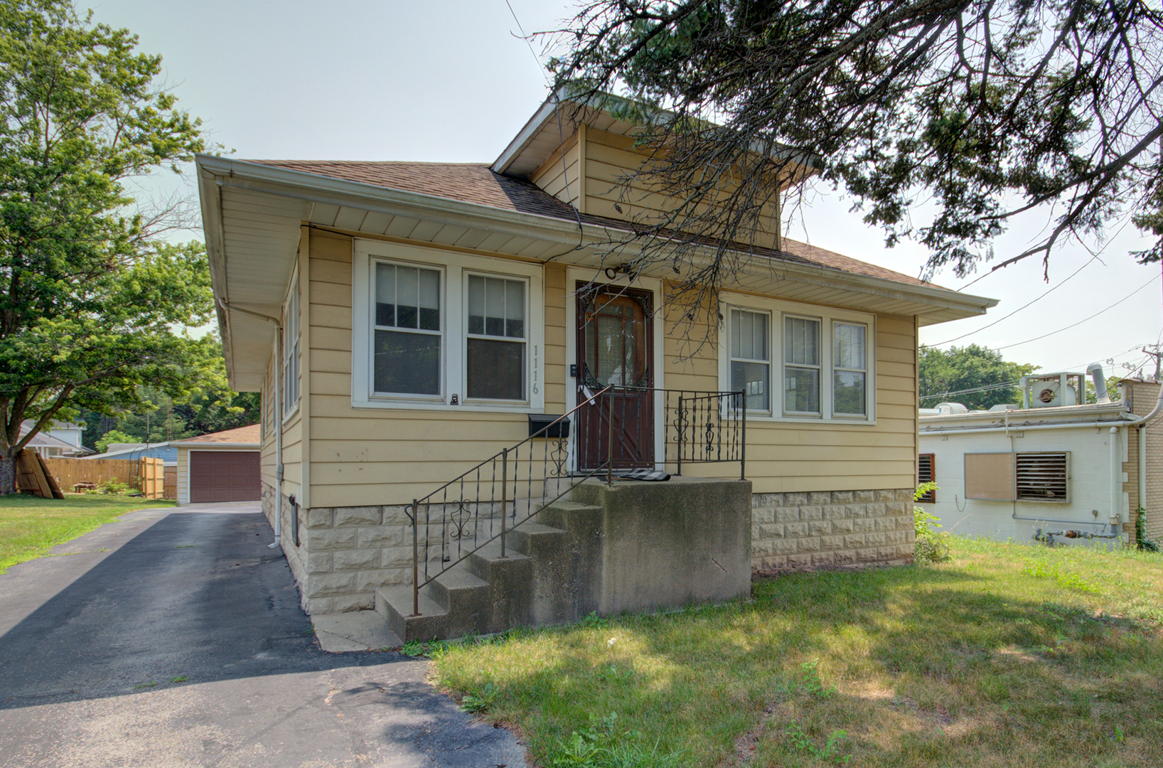 1116 Richards Street Property Photo 1