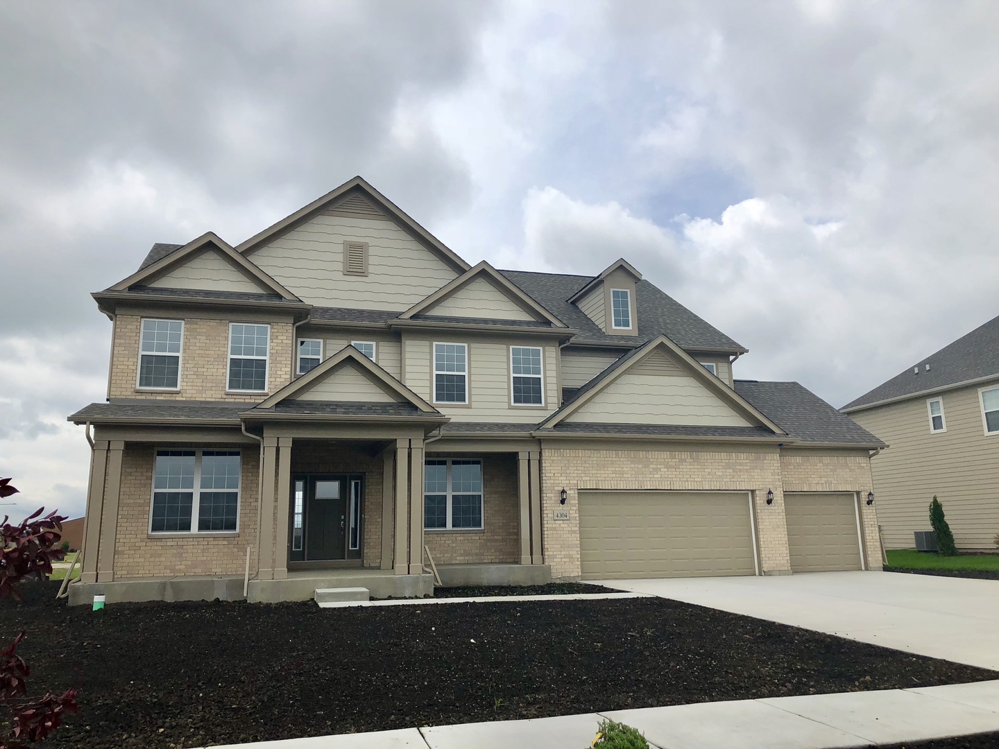 6222 Lafond Circle Property Photo 1