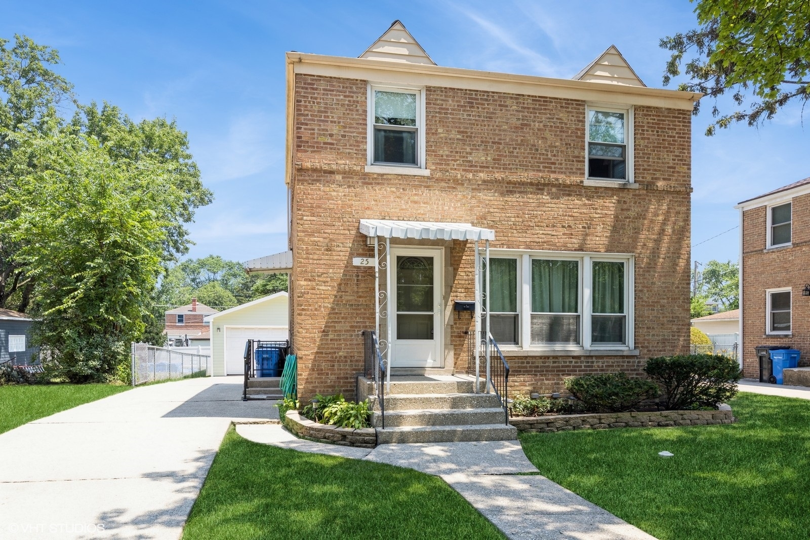 25 N Ashbel Avenue