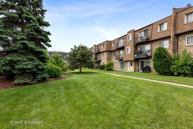 9439 Bay Colony Drive 3n Property Photo 1