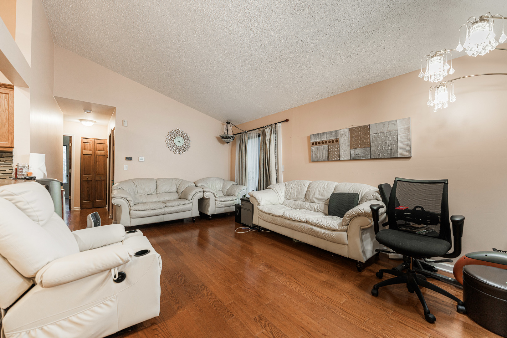 2322 Weatherford Lane Property Photo 3