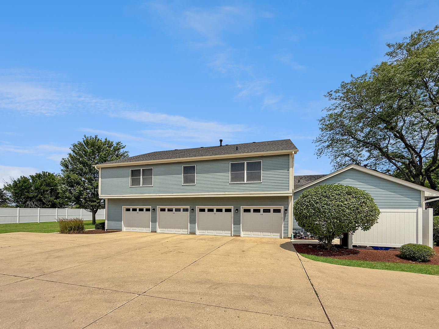 145 Spuhler Dr Property Photo 1