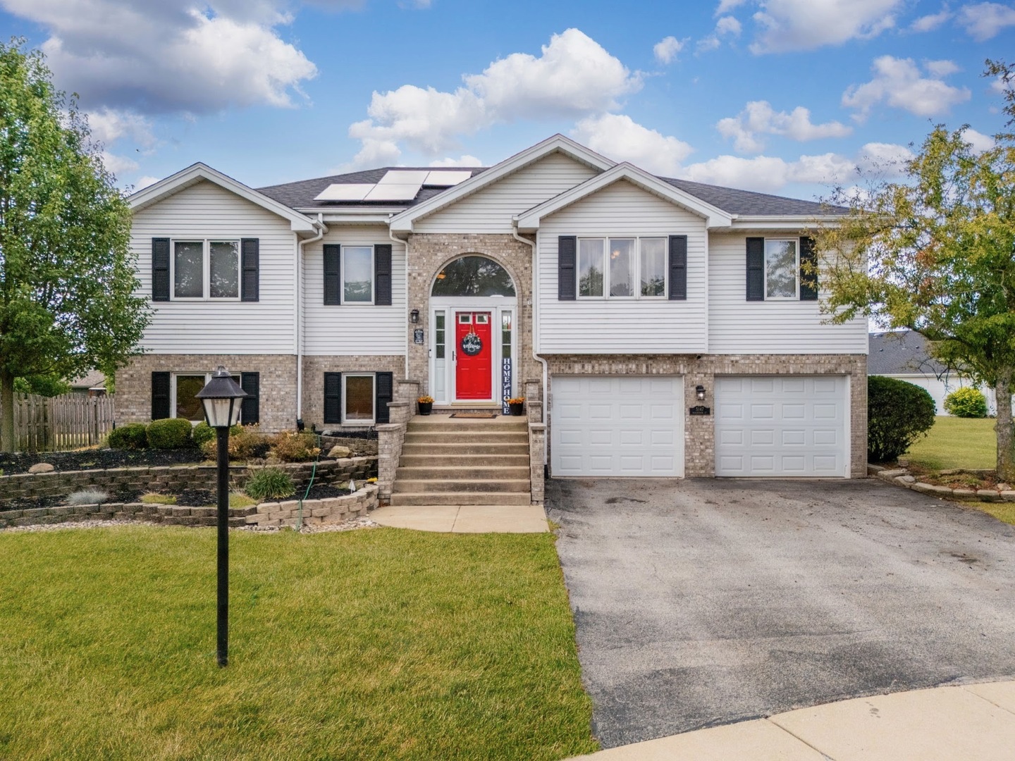 5147 Fairground Court Property Photo 1
