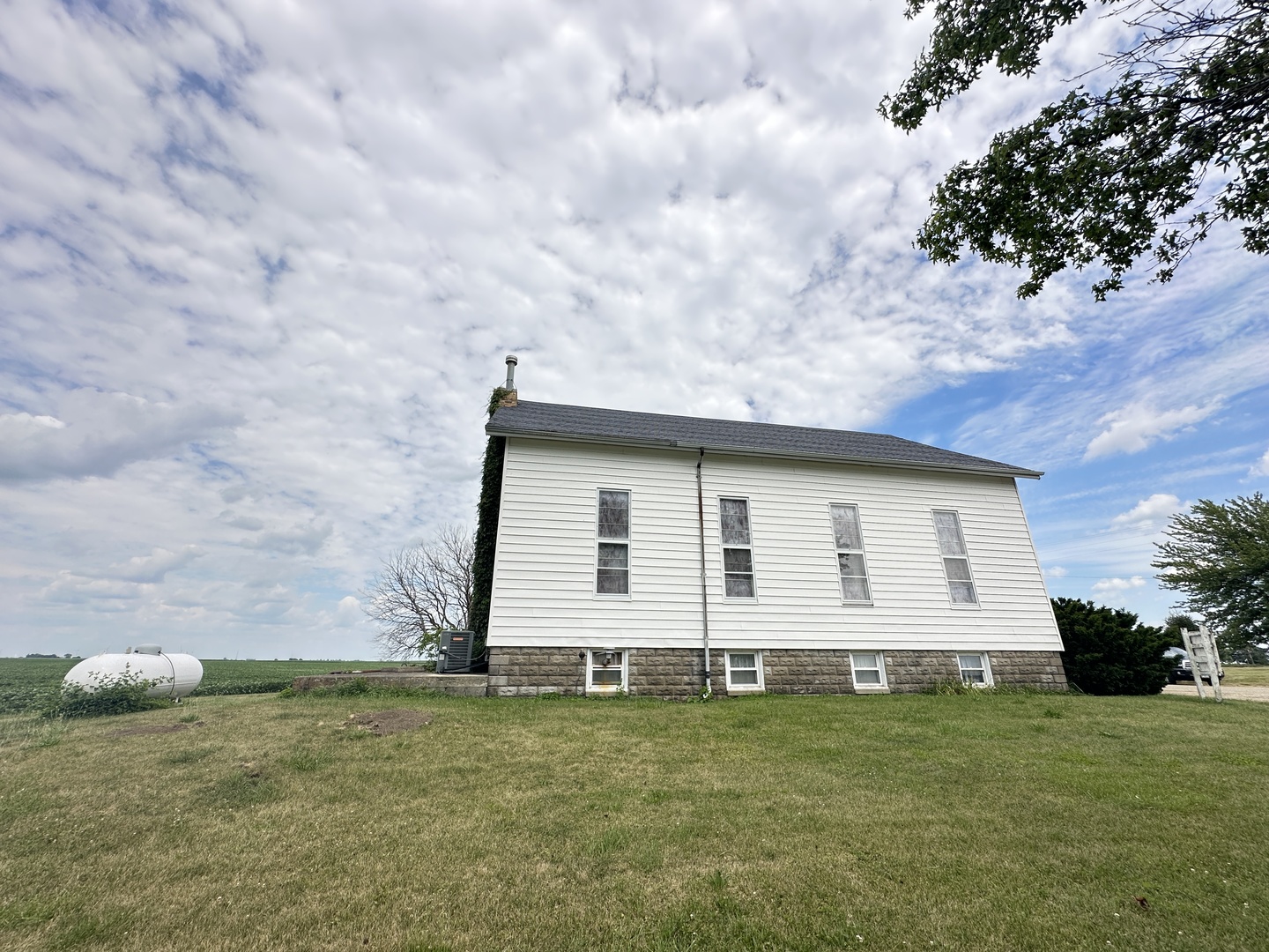 21027 Prairie Chapel Road Property Photo 15