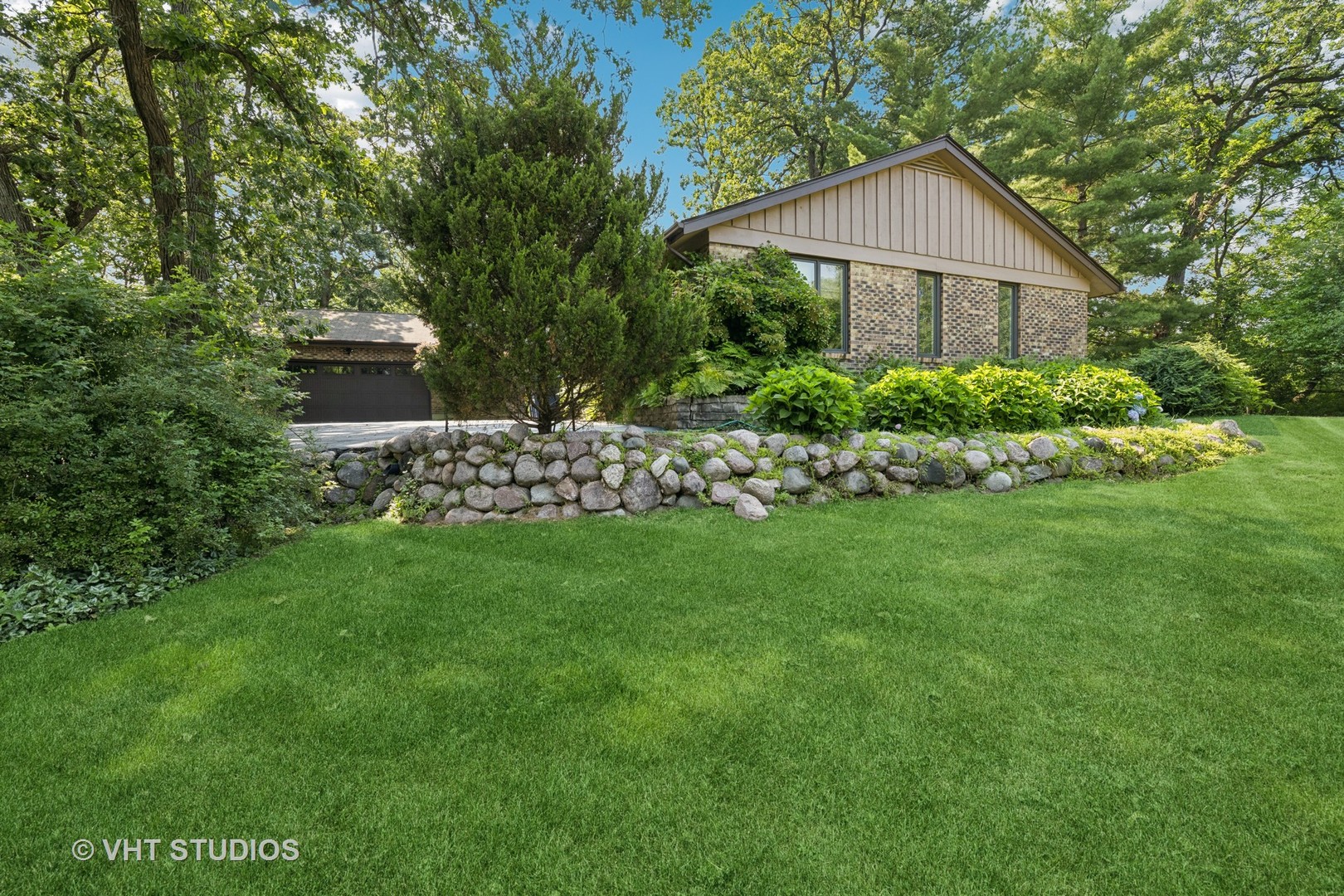 20830 W Exeter Road Property Photo 1
