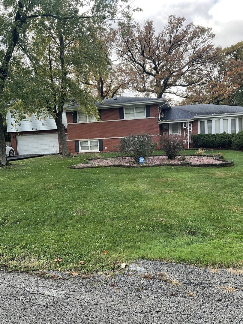 2716 Chariot Lane