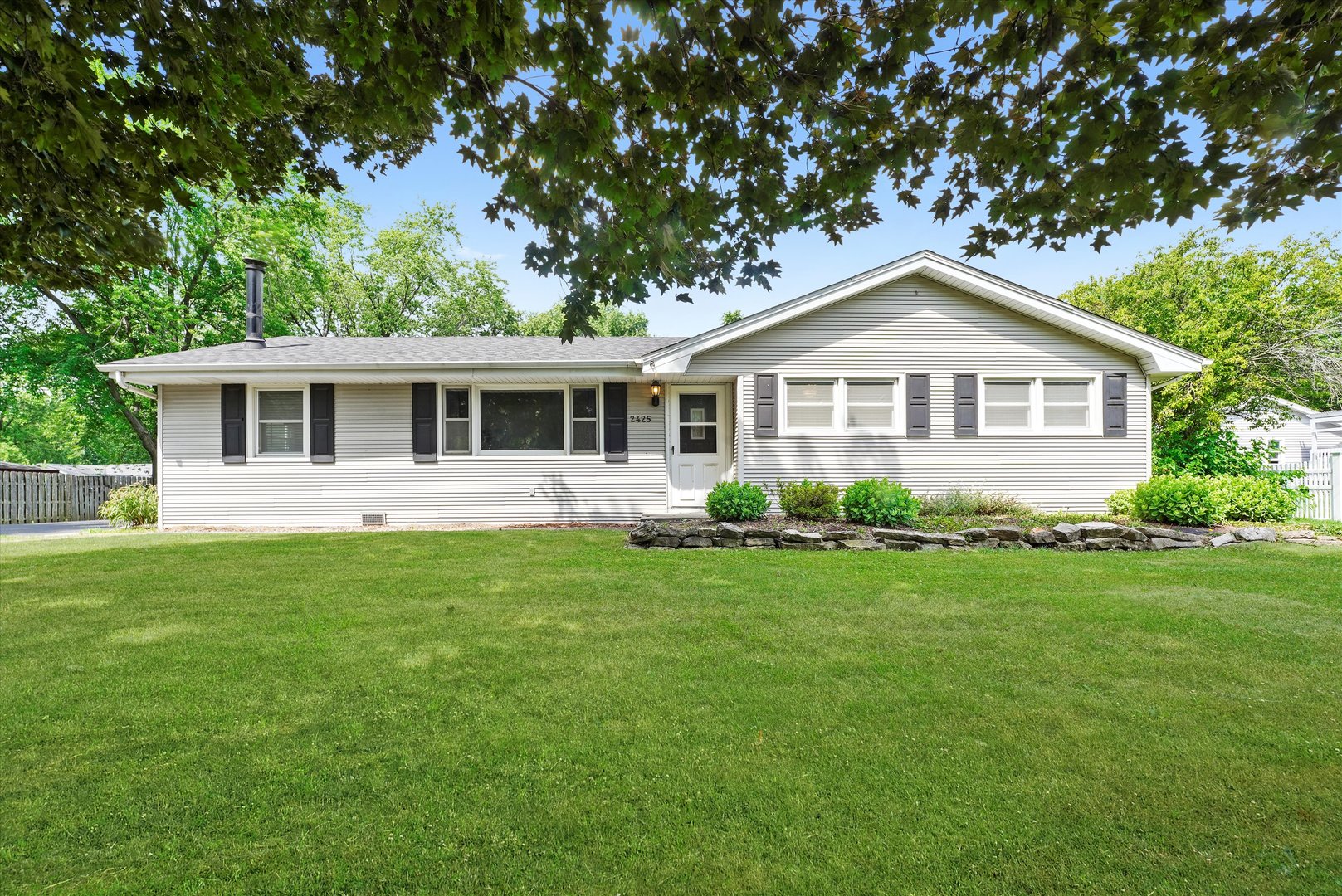2425 Lockner Boulevard Property Photo 1