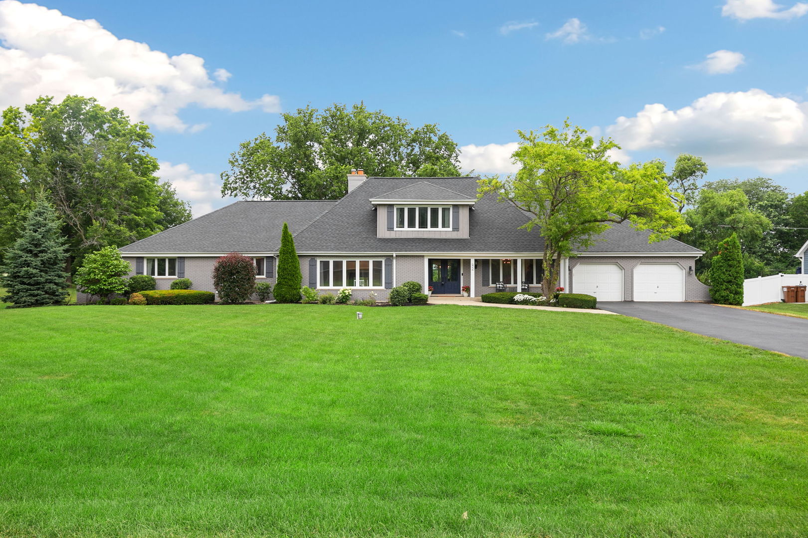 22W672 Elmwood Drive
