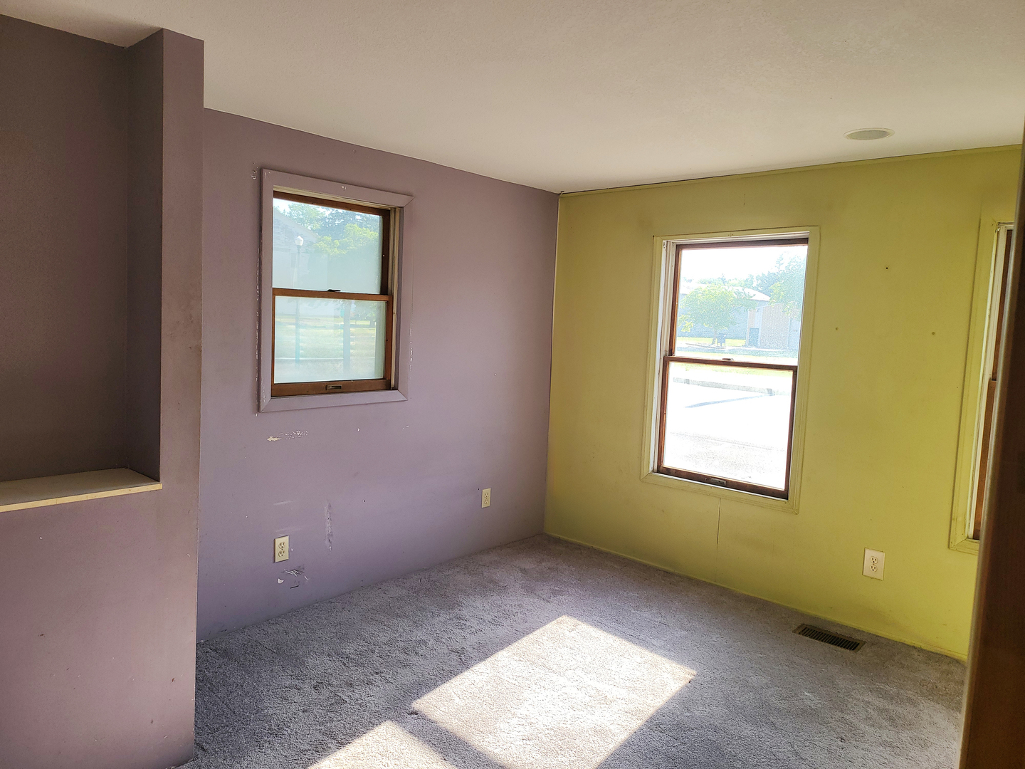 67 S Somonauk Road Property Photo 2