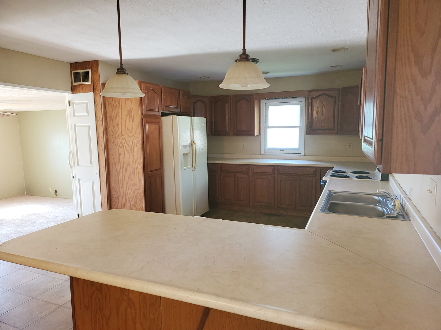 67 S Somonauk Road Property Photo 5
