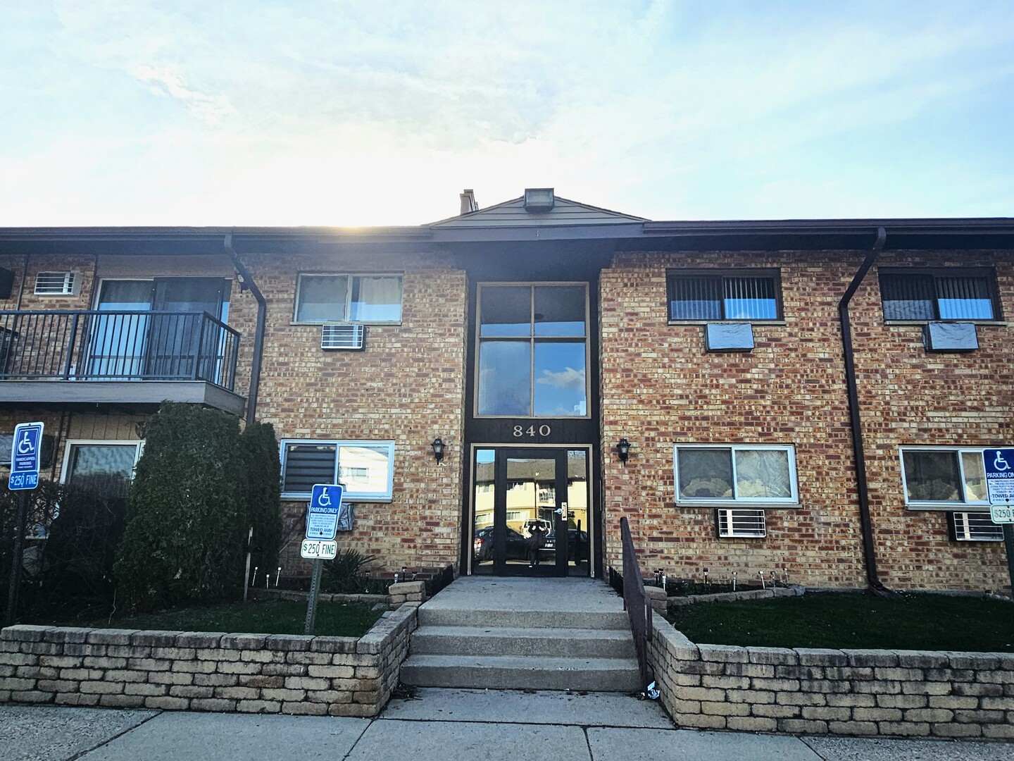 840 E Old Willow Road 116 Picture