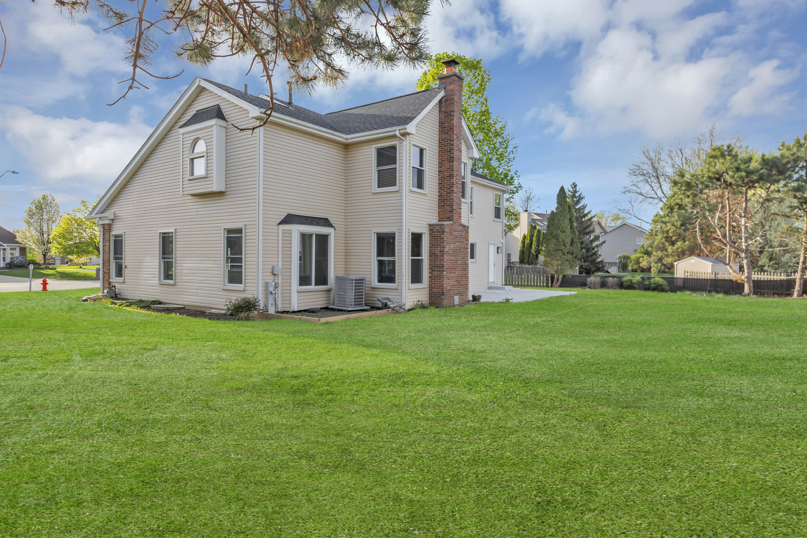 8 Cheswick Court Property Photo 5