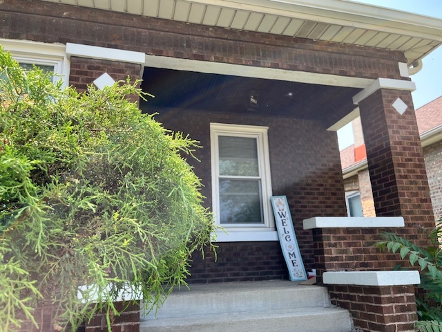 2722 Euclid Avenue Property Photo 5