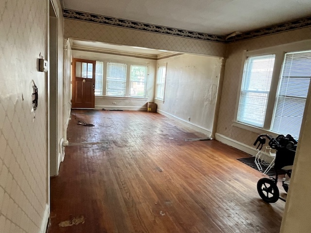 2722 Euclid Avenue Property Photo 9